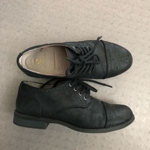 White mountain oxford loafers